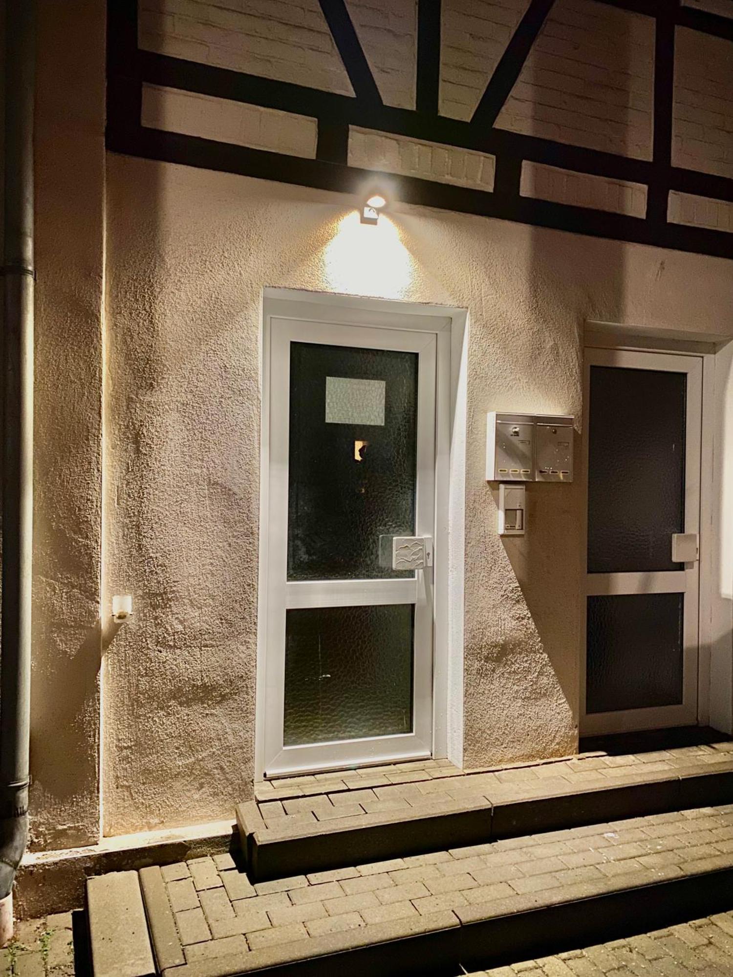 Die Remise Mit Kostenlosem Parkplatz Direkt Vor Der Tuer Erfurt Exterior foto